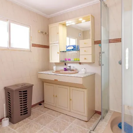 Сasa de vacaciones Stunning In With Wifi Torrevieja